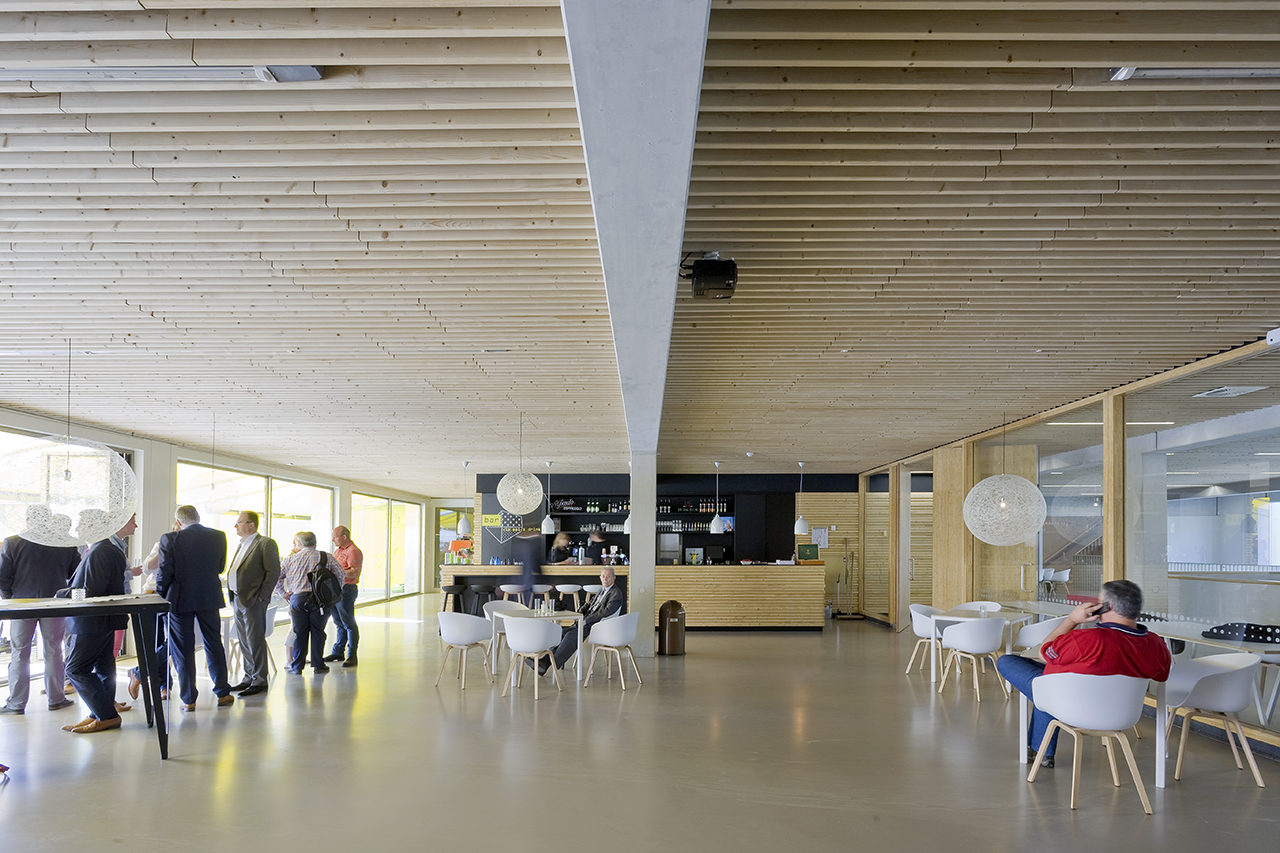 Sportcomplex Koning Willem Alexander, Hoofddorp