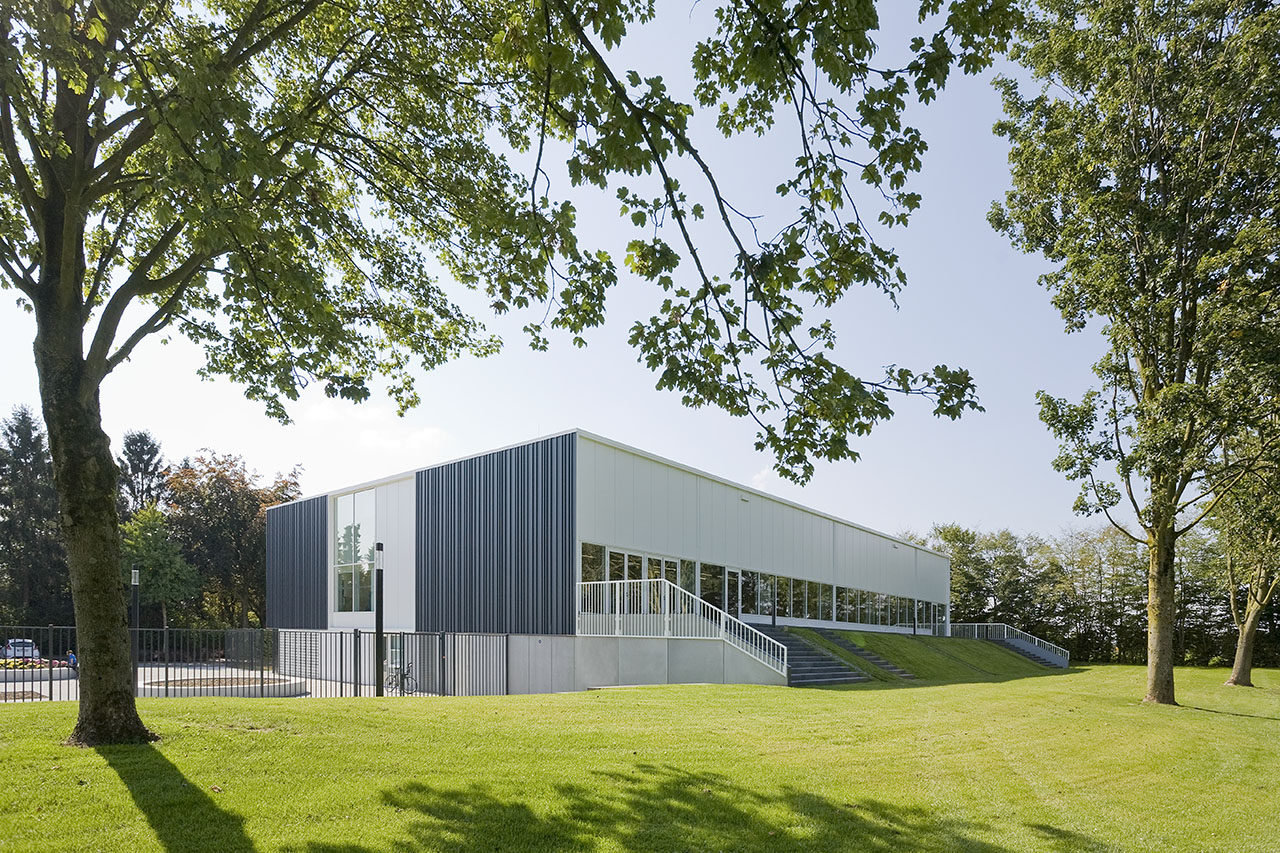 2521 Zwembad, Rees (DE)